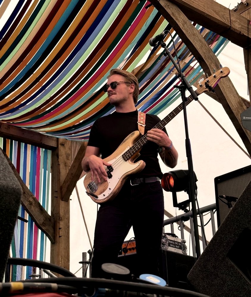 Voulez Groove on Instagram